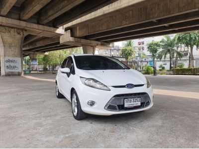 Ford Fiesta 1.6 Trend auto รูปที่ 1
